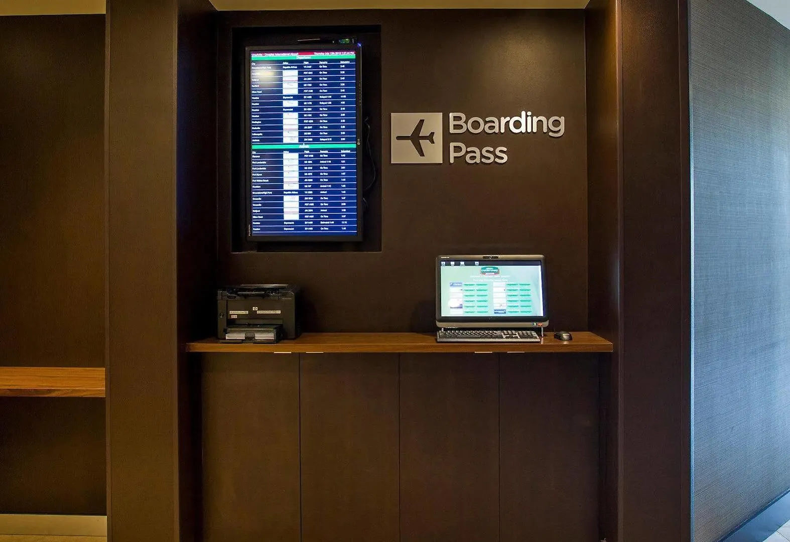 Courtyard By Marriott Charlotte Airport Loso 3*,